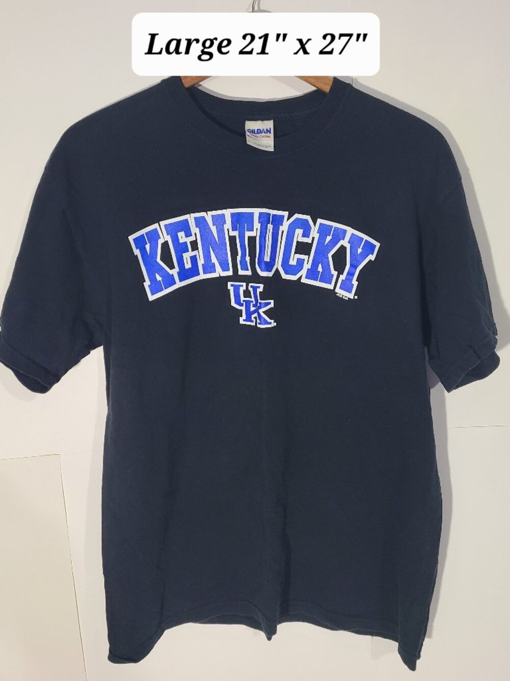 Vintage Y2K University of Kentucky Wildcats Black Spellout Logo Large T-Shirt